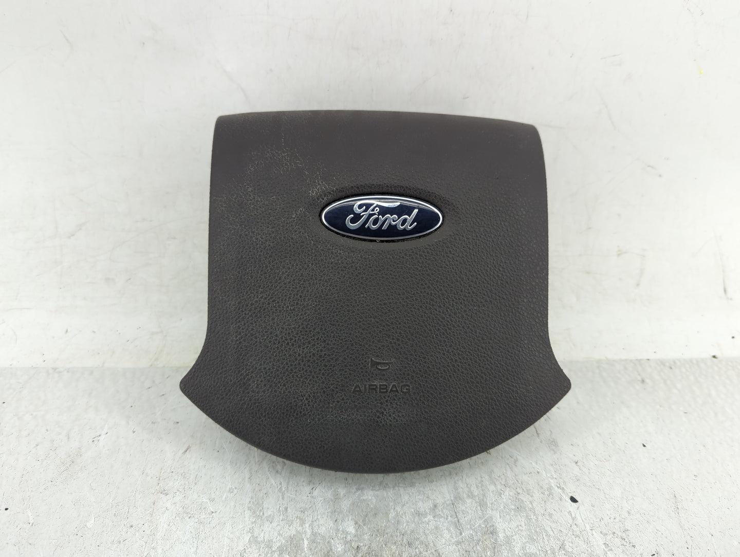 2008-2009 Ford Taurus Air Bag Driver Left Steering Wheel Mounted Fits Fits 2008 2009 OEM Used Auto Parts - Oemusedautoparts1