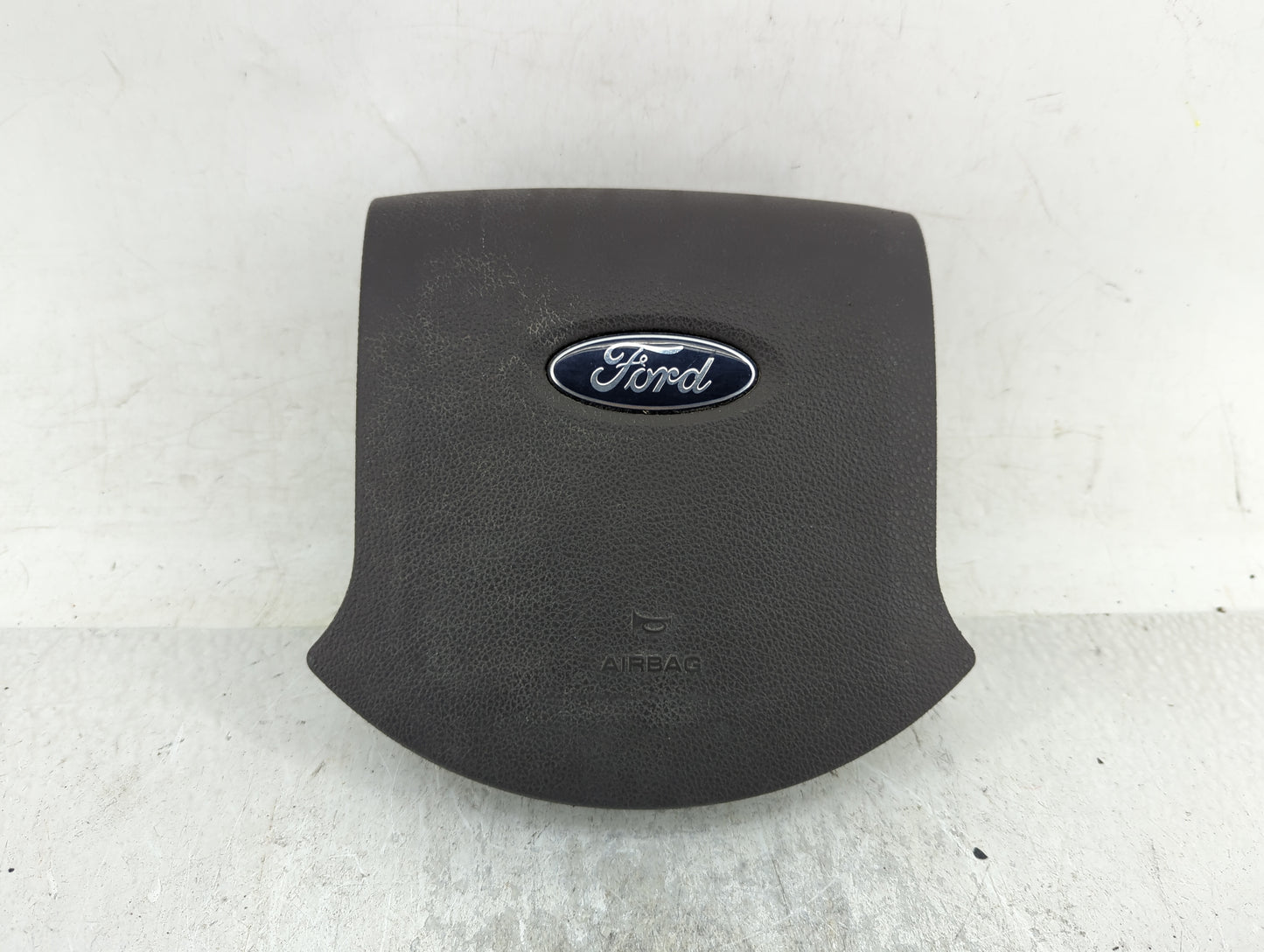 2008-2009 Ford Taurus Air Bag Driver Left Steering Wheel Mounted Fits Fits 2008 2009 OEM Used Auto Parts - Oemusedautoparts1