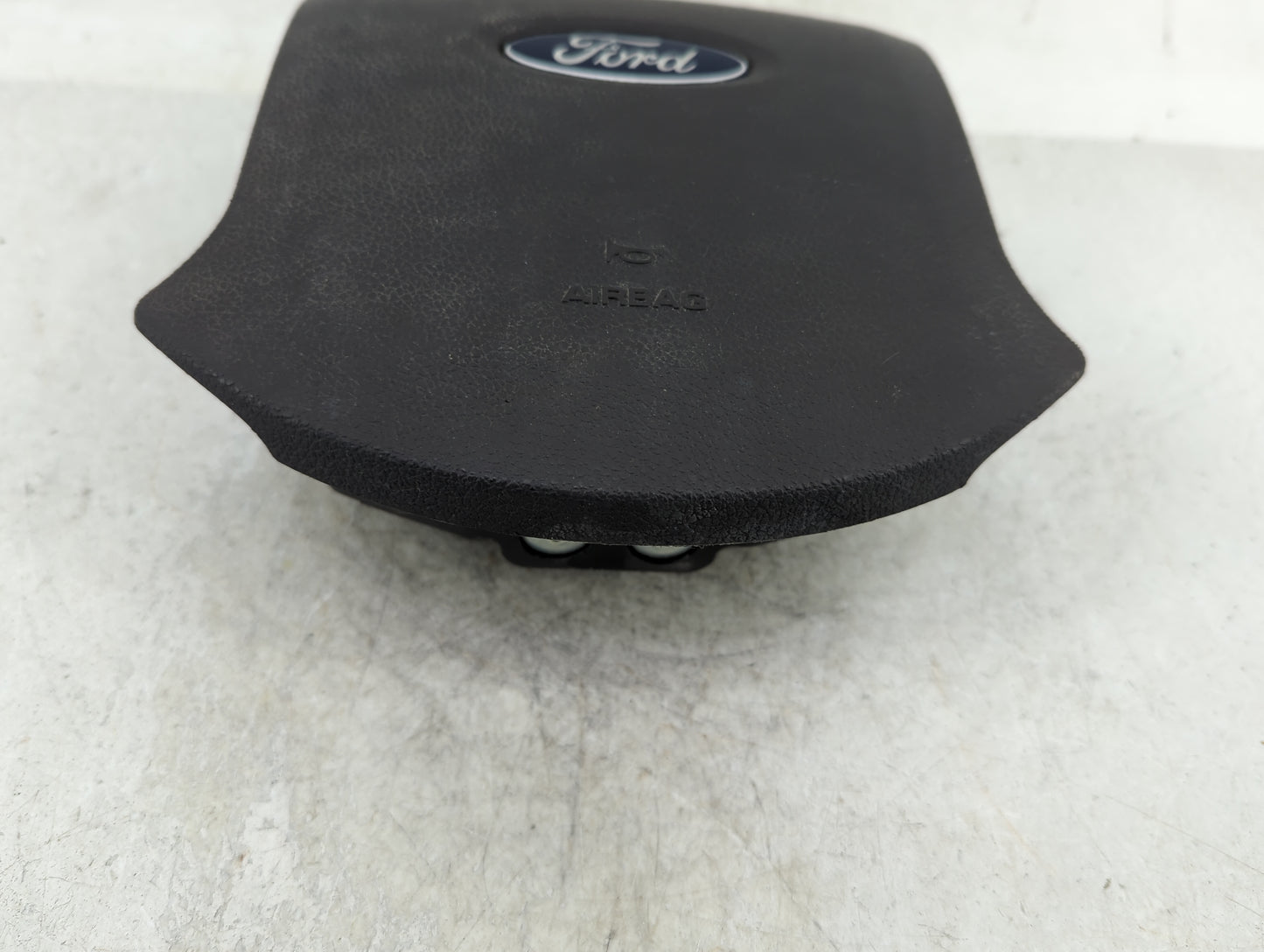 2008-2009 Ford Taurus Air Bag Driver Left Steering Wheel Mounted Fits Fits 2008 2009 OEM Used Auto Parts - Oemusedautoparts1