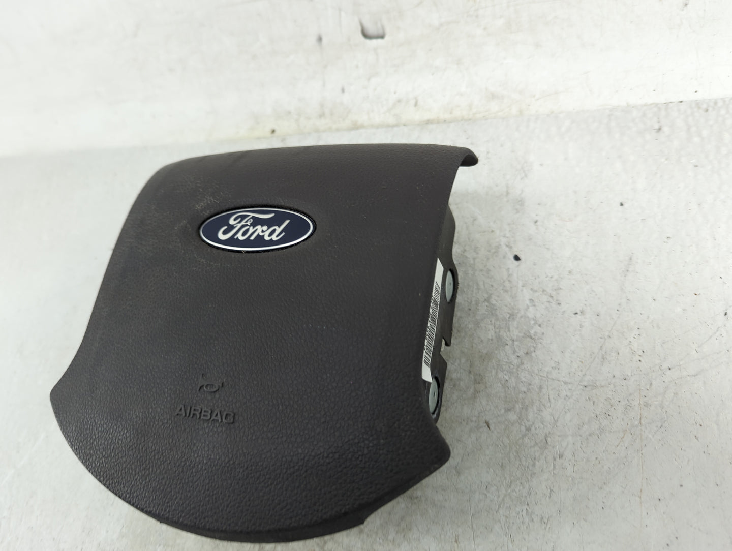 2008-2009 Ford Taurus Air Bag Driver Left Steering Wheel Mounted Fits Fits 2008 2009 OEM Used Auto Parts - Oemusedautoparts1