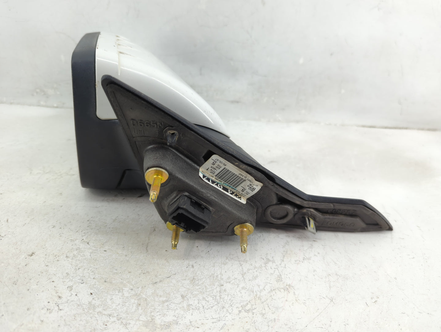 2008-2009 Ford Taurus Driver Side View Mirror - Left Door Mirror OEM Used - Oemusedautoparts1.com