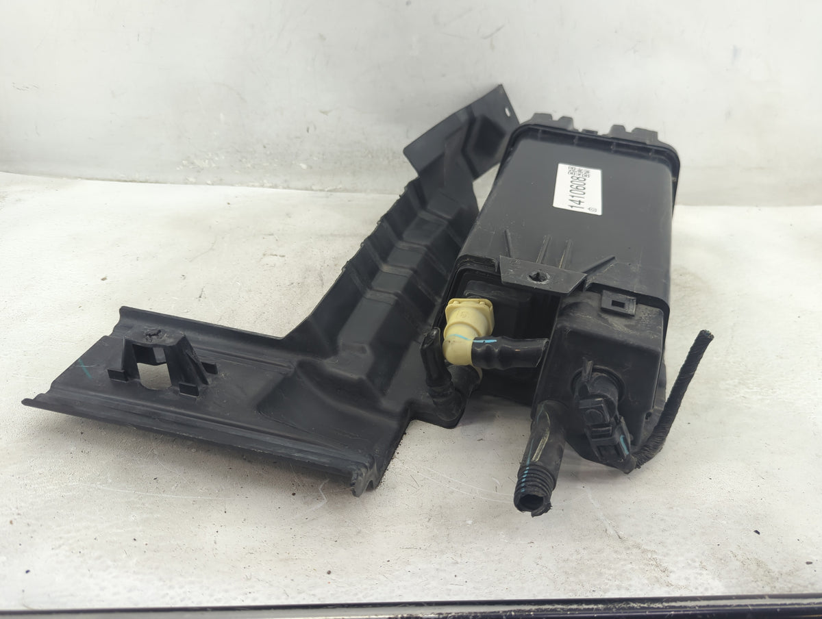 2008 Ford Taurus Fuel Vapor Charcoal Canister - Oemusedautoparts1.com
