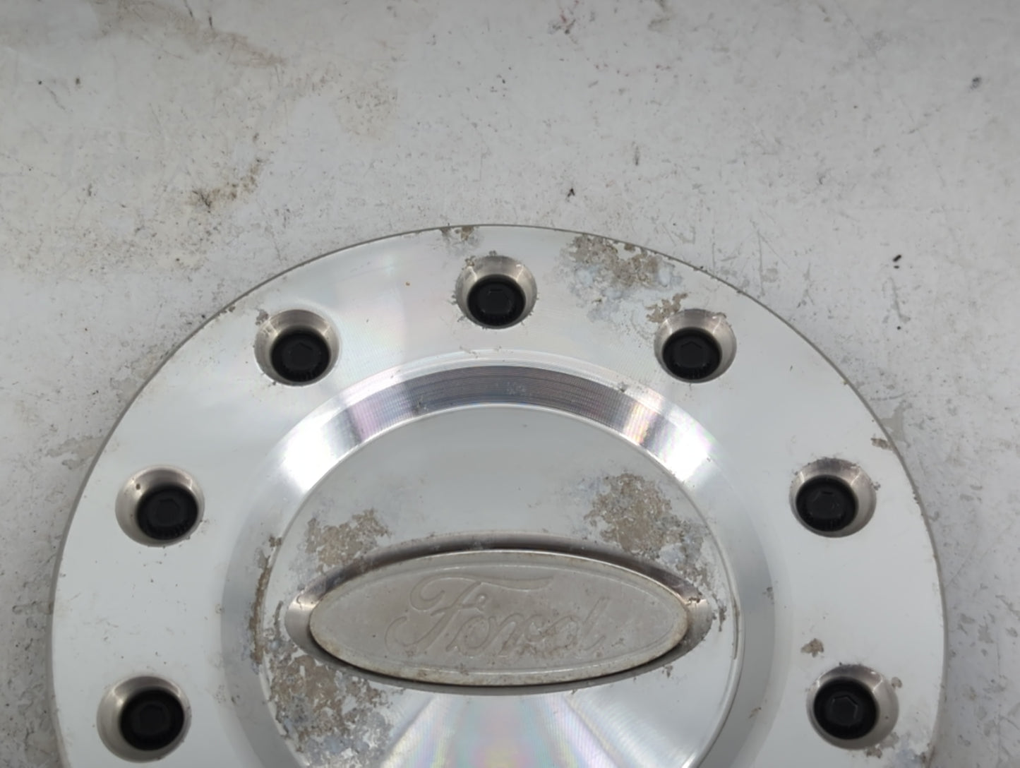 2008 Ford Taurus Center Cap Oem - Oemusedautoparts1.com