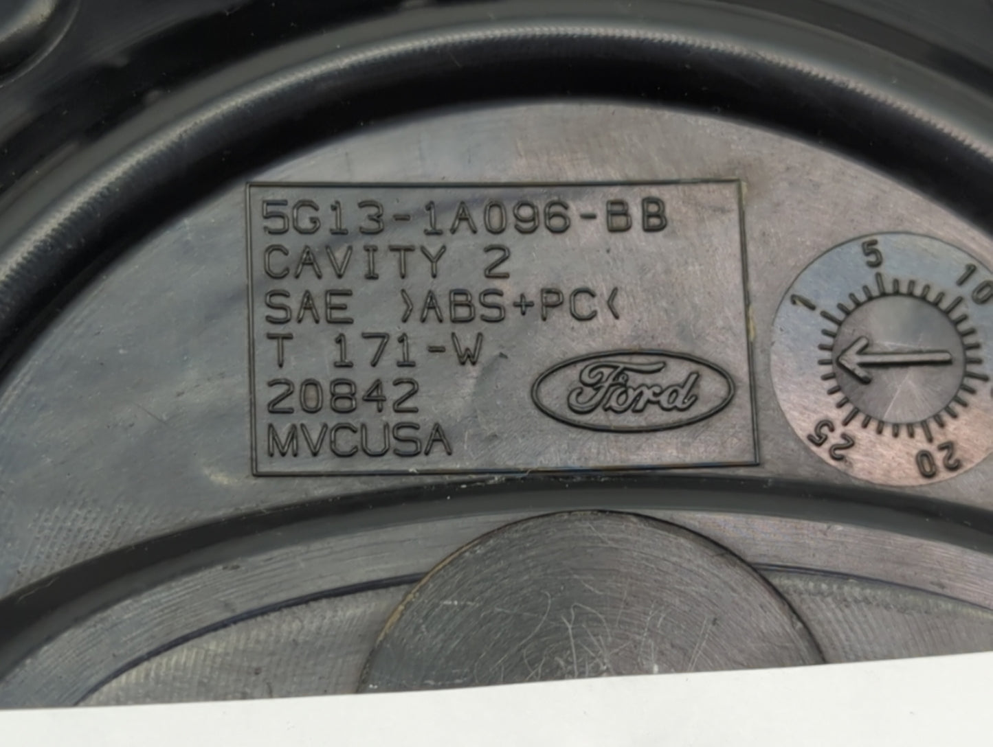 2008 Ford Taurus Center Cap Oem - Oemusedautoparts1.com