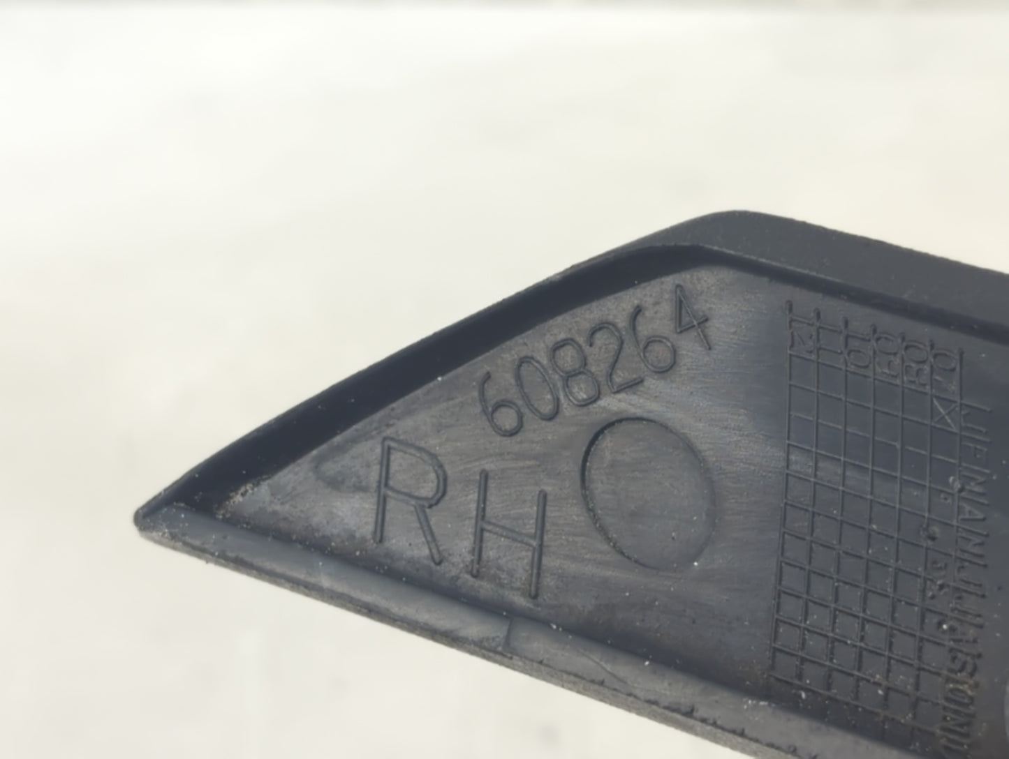 2008-2009 Ford Taurus Passenger Side View Mirror - Right Door Mirror OEM Used - Oemusedautoparts1.com