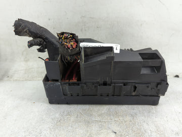 2008-2009 Ford Taurus Fusebox Fuse Box Panel Relay Module P/N:8G1T-14A003-AC Fits Fits 2008 2009 OEM Used Auto Parts - Oemus