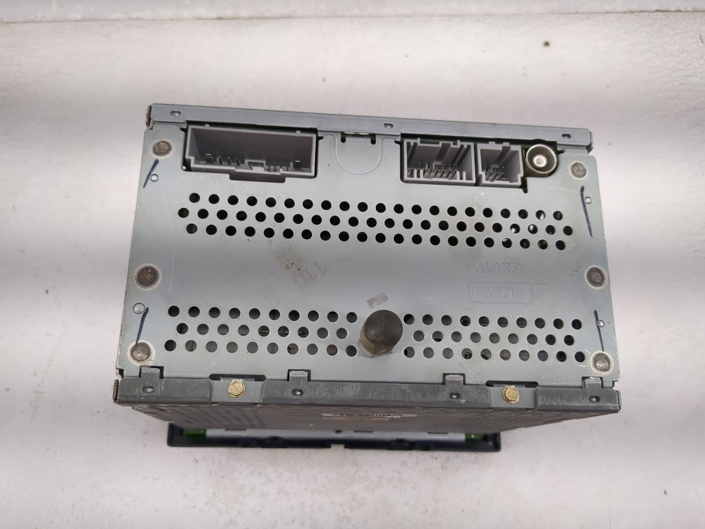 2008-2009 Ford Taurus Radio AM FM Cd Player Receiver Replacement P/N:8G1T18C815JB 28129520 Fits Fits 2008 2009 OEM Used Auto