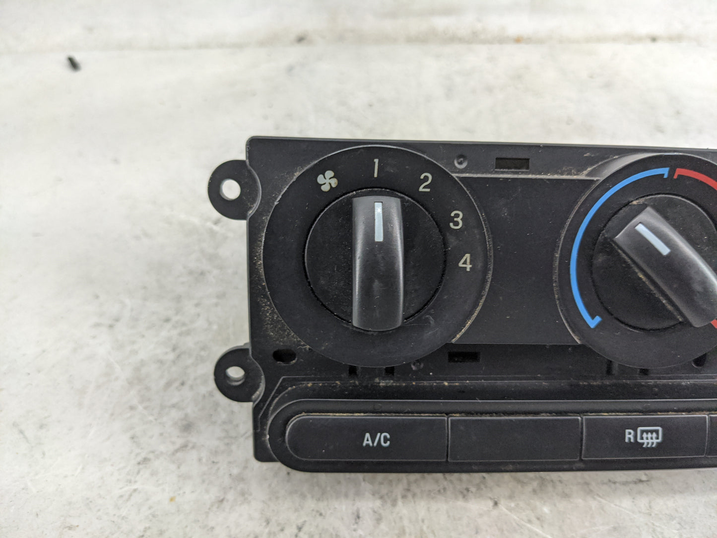 2008-2009 Ford Taurus Climate Control Module Temperature AC/Heater Replacement P/N:8G13-19980-DZ07A Fits Fits 2008 2009 OEM 