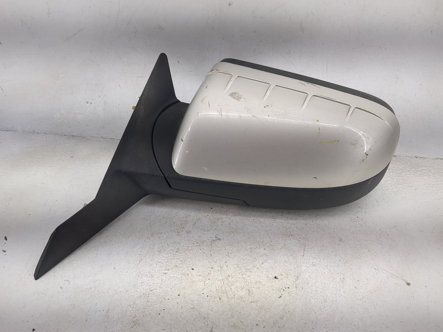 2008-2009 Ford Taurus Driver Side View Mirror - Left Door Mirror OEM Used - Oemusedautoparts1.com