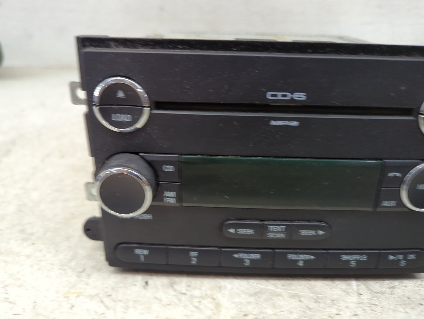 2008 Ford Taurus Radio AM FM Cd Player Receiver Replacement P/N:8E5T-18C815-AG Fits OEM Used Auto Parts - Oemusedautoparts1.