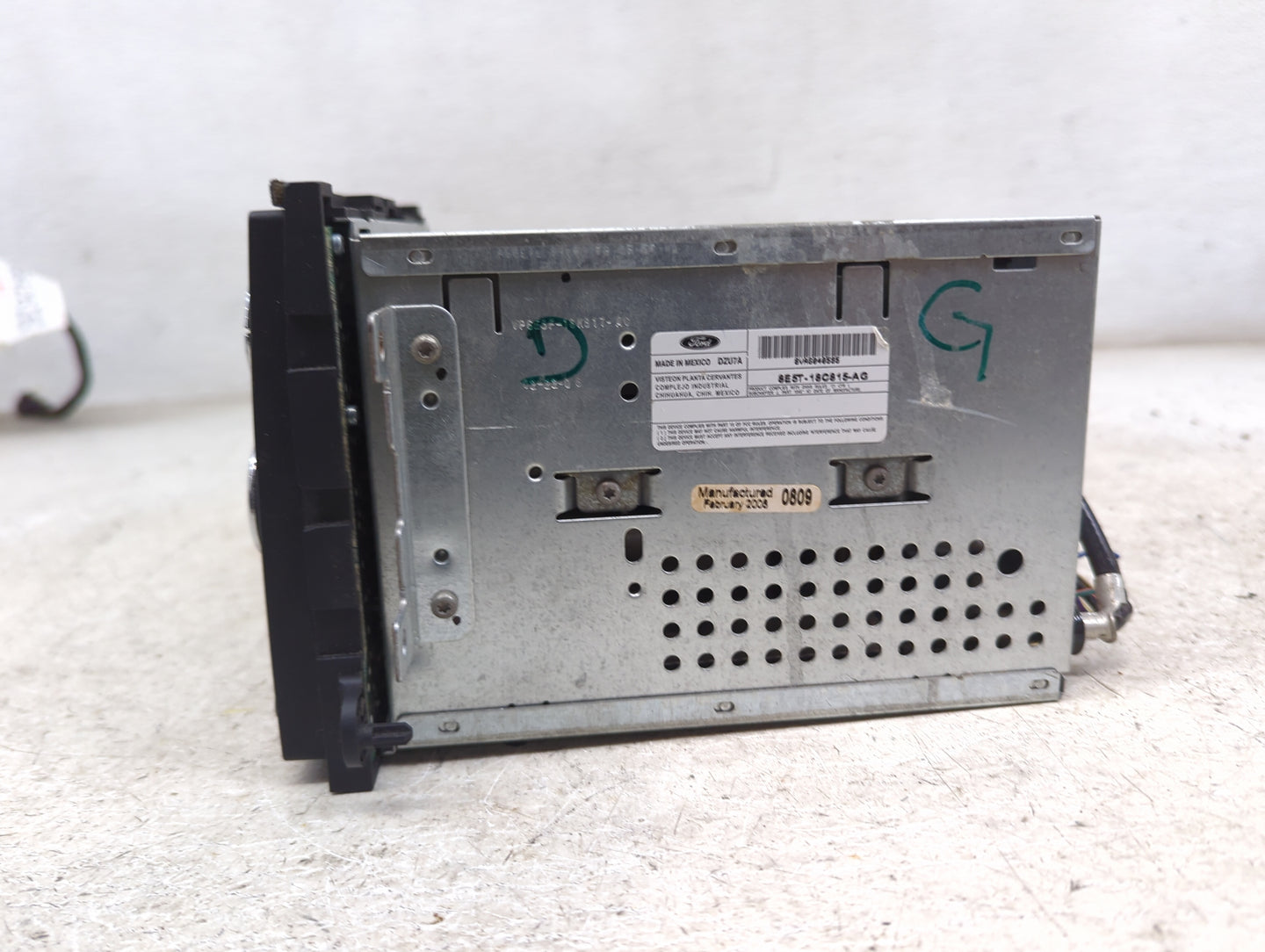 2008 Ford Taurus Radio AM FM Cd Player Receiver Replacement P/N:8E5T-18C815-AG Fits OEM Used Auto Parts - Oemusedautoparts1.