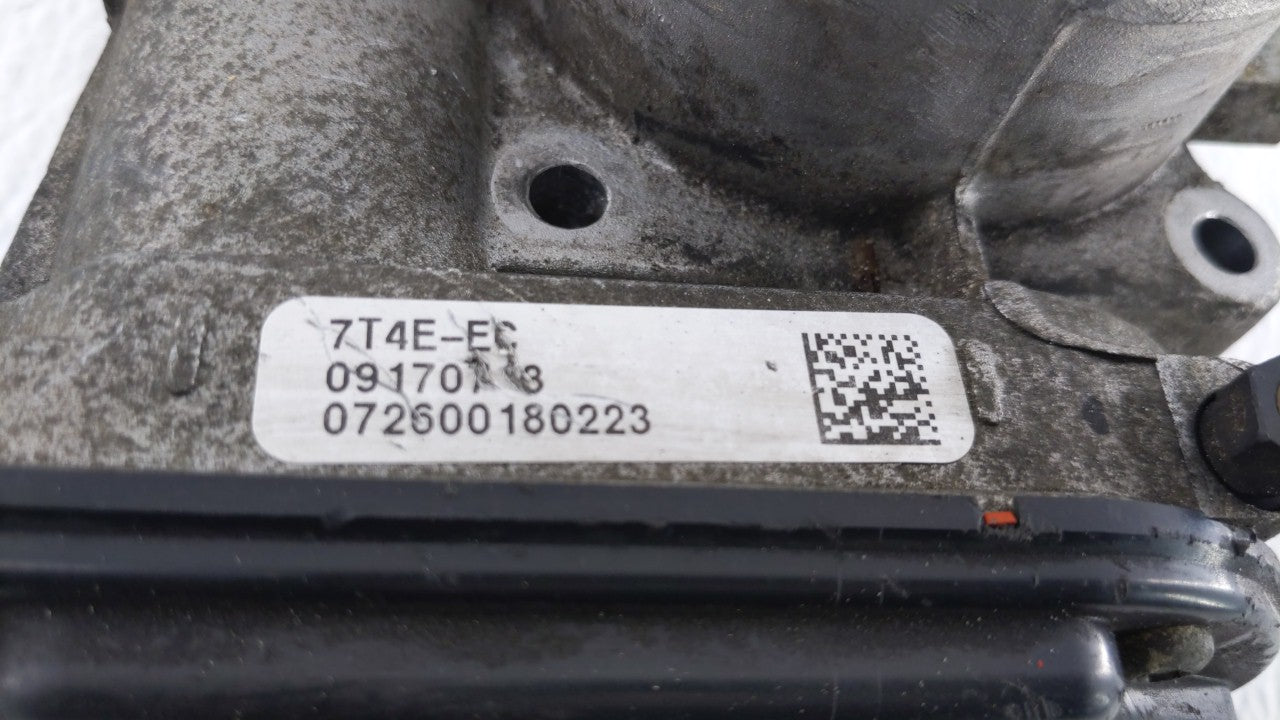 2008-2012 Ford Taurus Throttle Body P/N:7T4E-9F991-FA 7T4E-9F991-GA Fits Fits 2007 2008 2009 2010 2011 2012 2013 2014 OEM Us