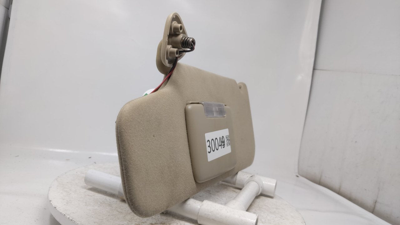 2008 Ford Taurus Sun Visor Shade Replacement Passenger Right Mirror Fits OEM Used Auto Parts - Oemusedautoparts1.com