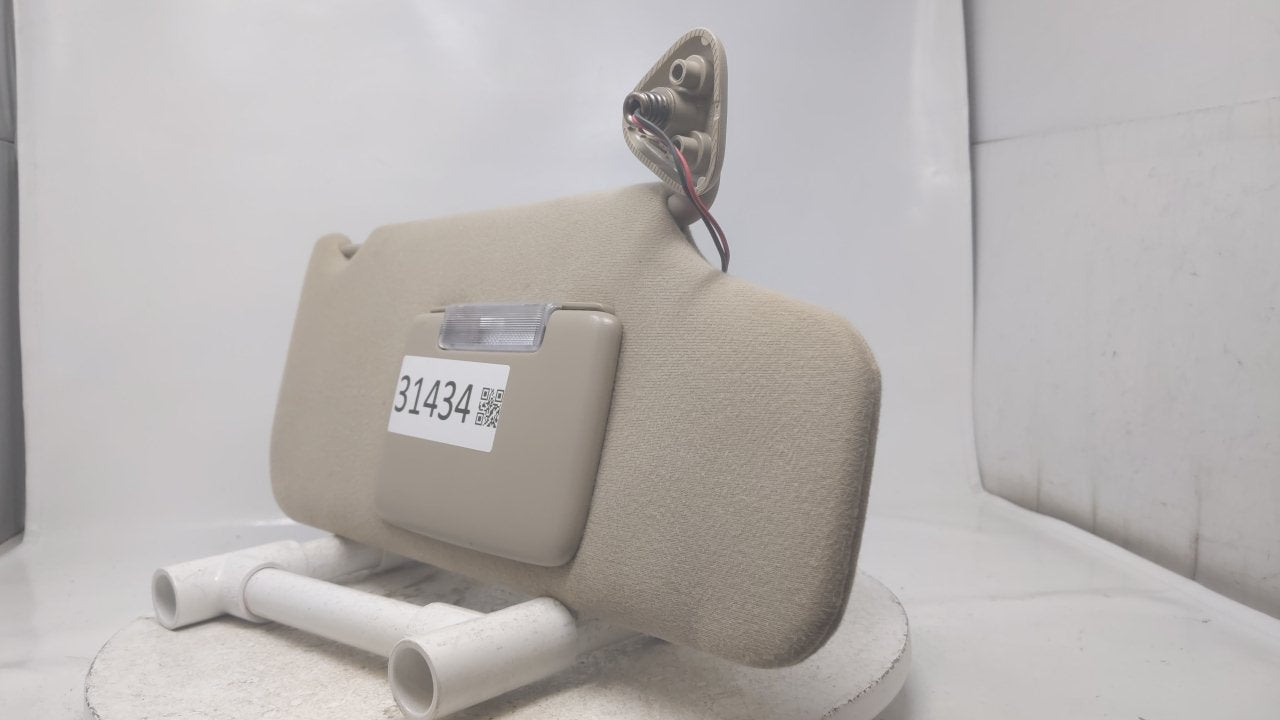2008 Ford Taurus Sun Visor Shade Replacement Passenger Right Mirror Fits OEM Used Auto Parts - Oemusedautoparts1.com