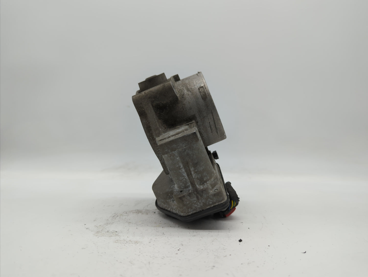 2008-2012 Ford Taurus Throttle Body P/N:7T4E-9F991-FA 7T4E-9F991-GA Fits Fits 2007 2008 2009 2010 2011 2012 2013 2014 OEM Us