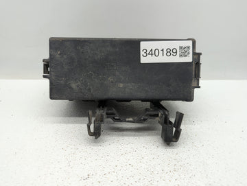 2008-2009 Ford Taurus Fusebox Fuse Box Panel Relay Module P/N:54-8799-30 8G1T-14A003-AC Fits Fits 2008 2009 OEM Used Auto Pa
