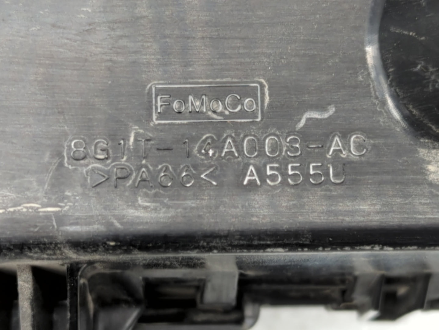 2008-2009 Ford Taurus Fusebox Fuse Box Panel Relay Module P/N:54-8799-30 8G1T-14A003-AC Fits Fits 2008 2009 OEM Used Auto Pa