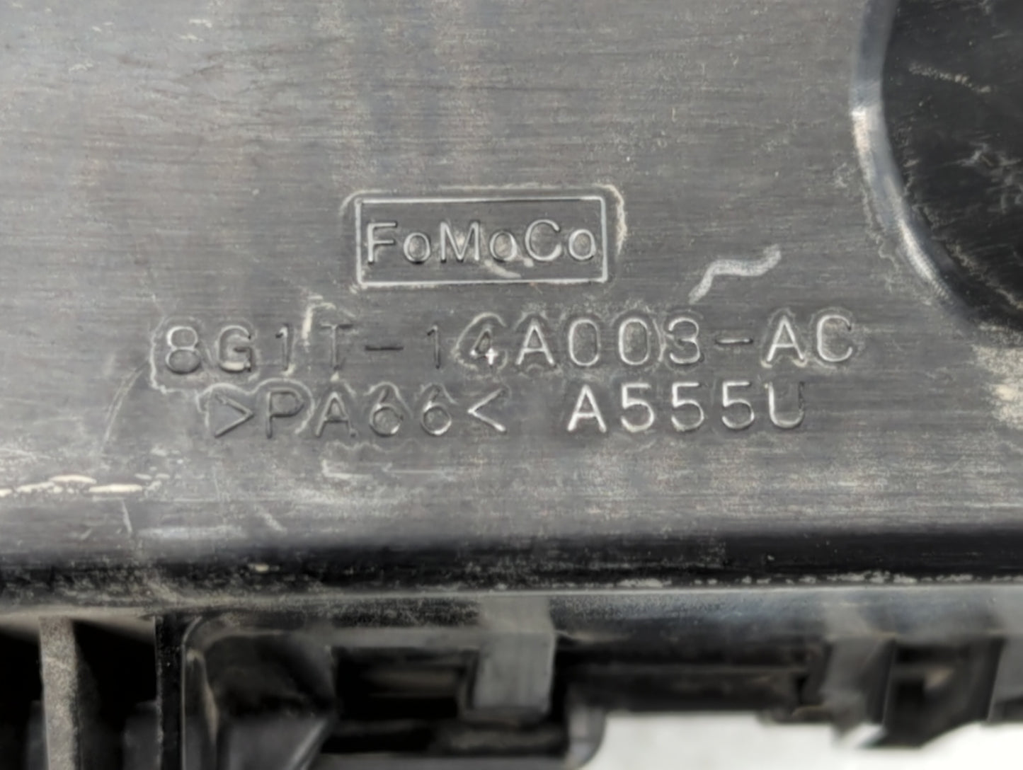 2008-2009 Ford Taurus Fusebox Fuse Box Panel Relay Module P/N:54-8799-30 8G1T-14A003-AC Fits Fits 2008 2009 OEM Used Auto Pa