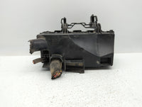 2008-2009 Ford Taurus Fusebox Fuse Box Panel Relay Module P/N:54-8799-30 8G1T-14A003-AC Fits Fits 2008 2009 OEM Used Auto Pa