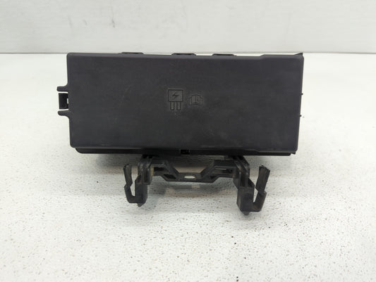 2008-2009 Ford Taurus Fusebox Fuse Box Panel Relay Module P/N:8G1T-14A003-AC Fits Fits 2008 2009 OEM Used Auto Parts - Oemus