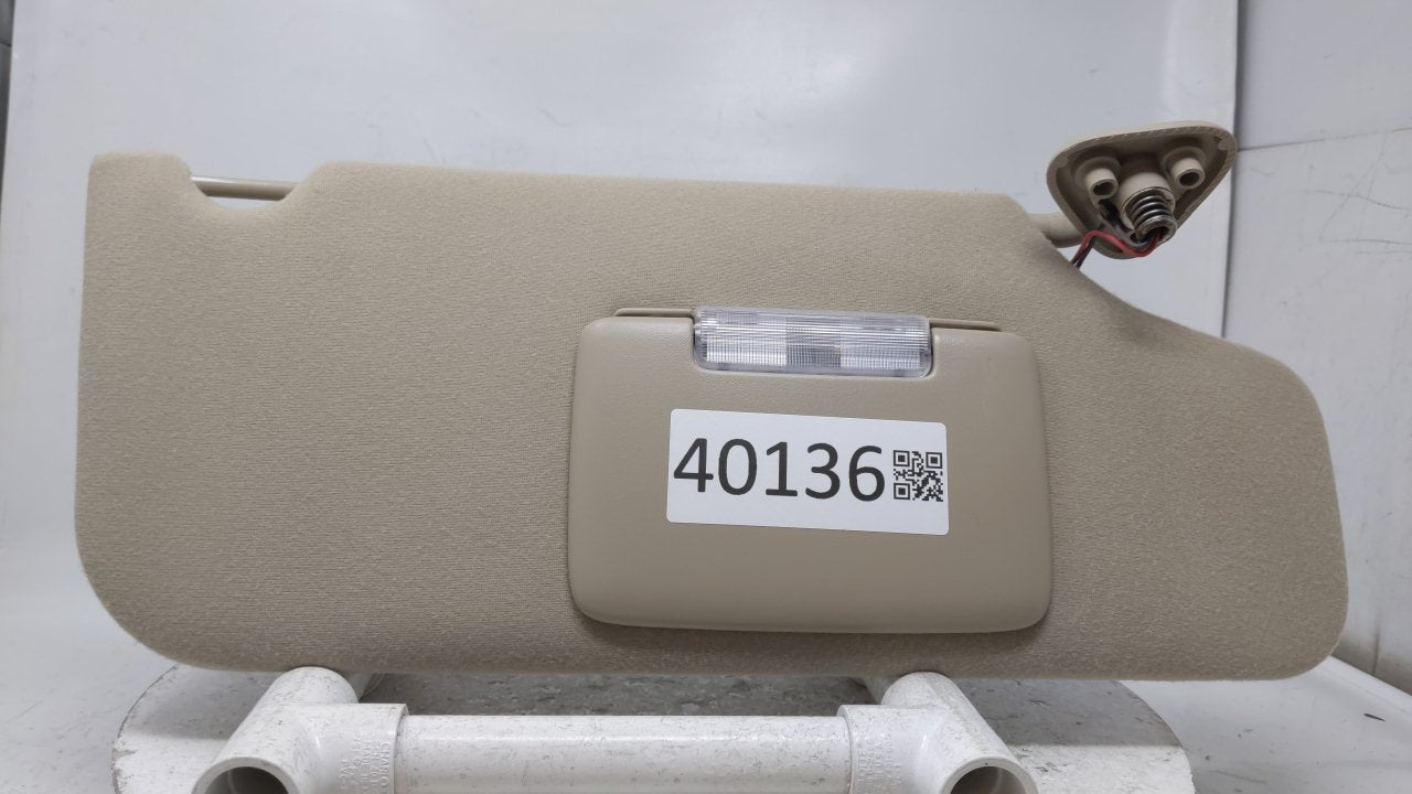 2008 Ford Taurus Sun Visor Shade Replacement Passenger Right Mirror Fits OEM Used Auto Parts - Oemusedautoparts1.com