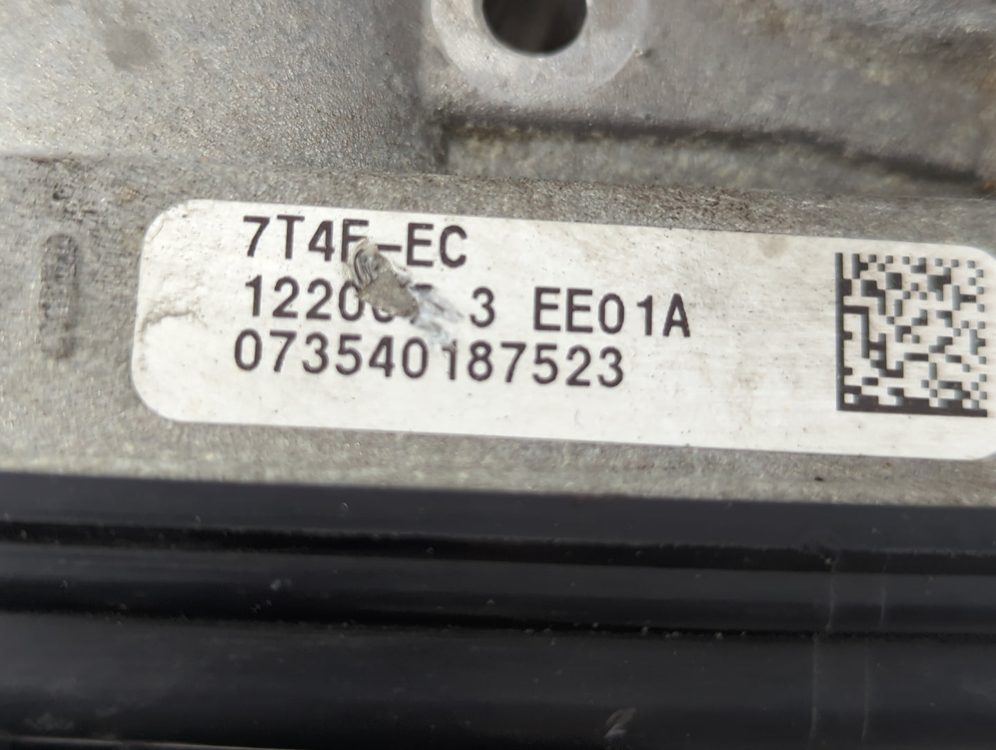 2008-2012 Ford Taurus Throttle Body P/N:7T4E-EC Fits Fits 2007 2008 2009 2010 2011 2012 2013 2014 OEM Used Auto Parts - Oemu