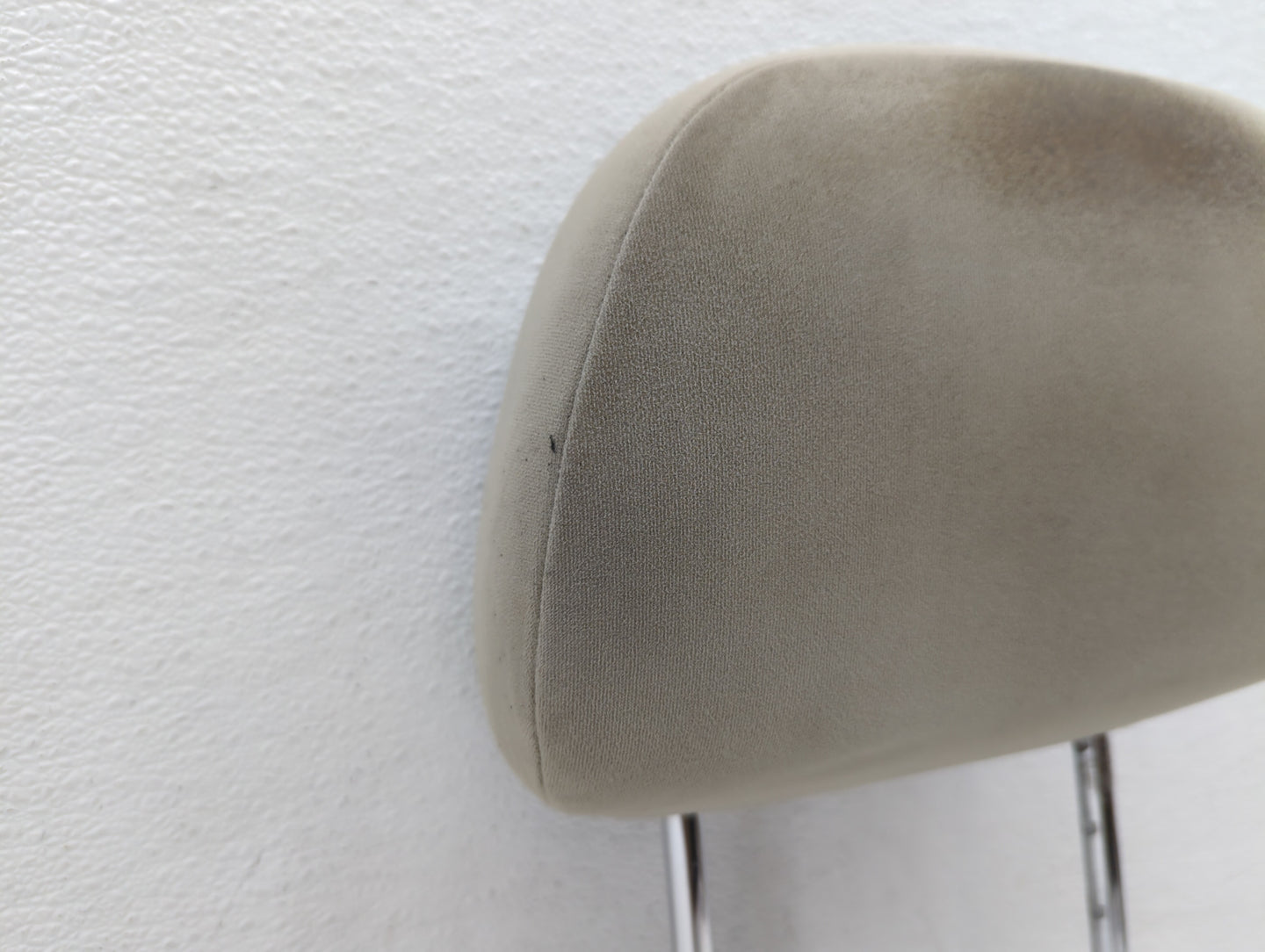 2008-2009 Ford Taurus Headrest Head Rest Front Driver Passenger Seat - Oemusedautoparts1.com