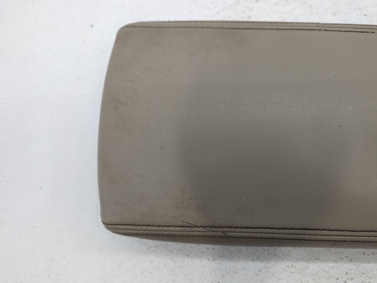 2008-2009 Ford Taurus Center Console Armrest Cover Lid Beige 502706 - Oemusedautoparts1.com