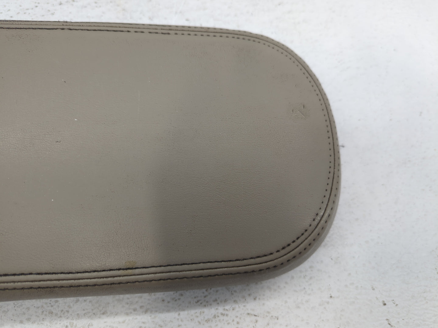 2008-2009 Ford Taurus Center Console Armrest Cover Lid Beige - Oemusedautoparts1.com