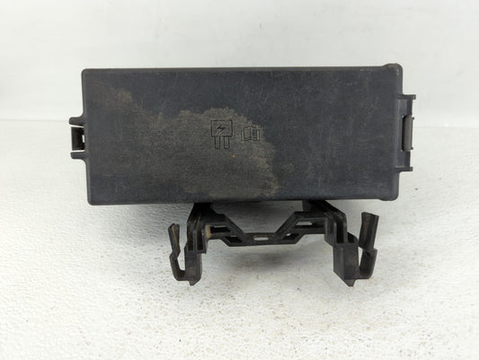 2008-2009 Ford Taurus Fusebox Fuse Box Panel Relay Module P/N:8G1T-14A003-AC Fits Fits 2008 2009 OEM Used Auto Parts - Oemus