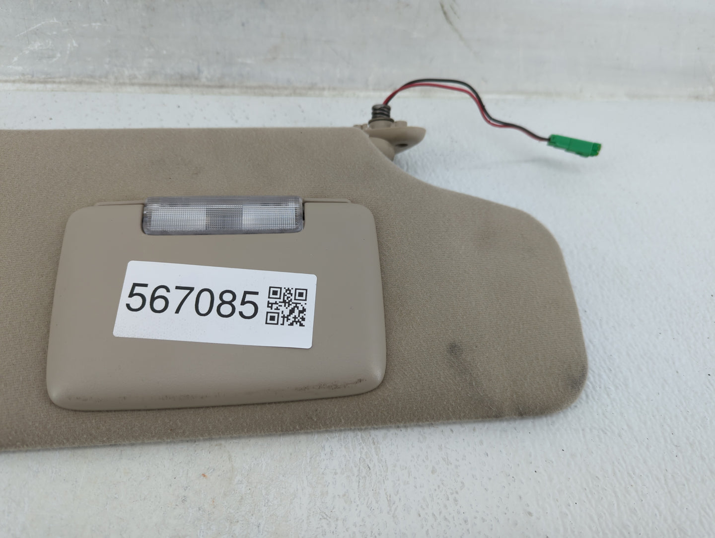 2008-2009 Ford Taurus Sun Visor Shade Replacement Passenger Right Mirror Fits Fits 2008 2009 OEM Used Auto Parts - Oemusedau