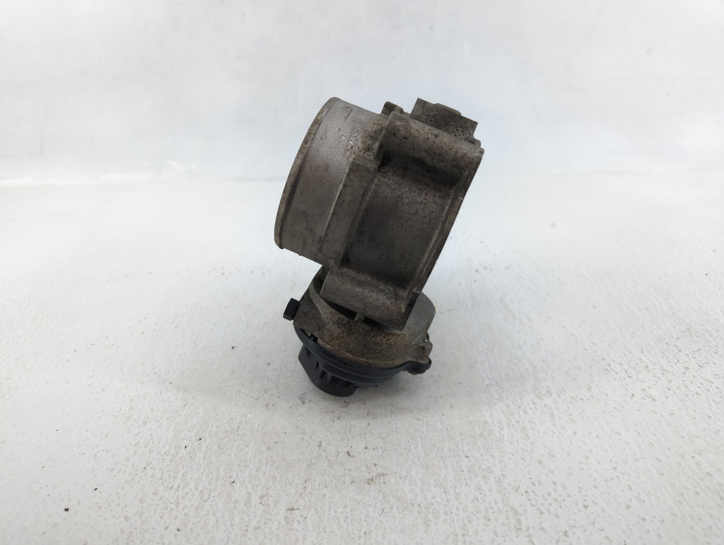 2008-2012 Ford Taurus Throttle Body P/N:7T4E-EC Fits Fits 2007 2008 2009 2010 2011 2012 2013 2014 OEM Used Auto Parts - Oemu