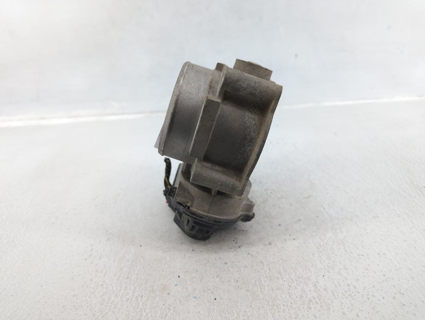 2008-2012 Ford Taurus Throttle Body P/N:7T4E-EC Fits Fits 2007 2008 2009 2010 2011 2012 2013 2014 OEM Used Auto Parts - Oemu