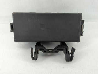 compare product 2008-2009 Ford Taurus Fusebox Fuse Box Panel Relay Module P/N:54-8799-30 Fits Fits 2008 2009 OEM Used Auto Parts