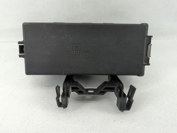 2008-2009 Ford Taurus Fusebox Fuse Box Panel Relay Module P/N:54-8799-30 Fits Fits 2008 2009 OEM Used Auto Parts - Oemusedau