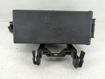 compare product 2008-2009 Ford Taurus Fusebox Fuse Box Panel Relay Module P/N:6E5T-14A003-AB Fits Fits 2008 2009 OEM Used Auto Parts
