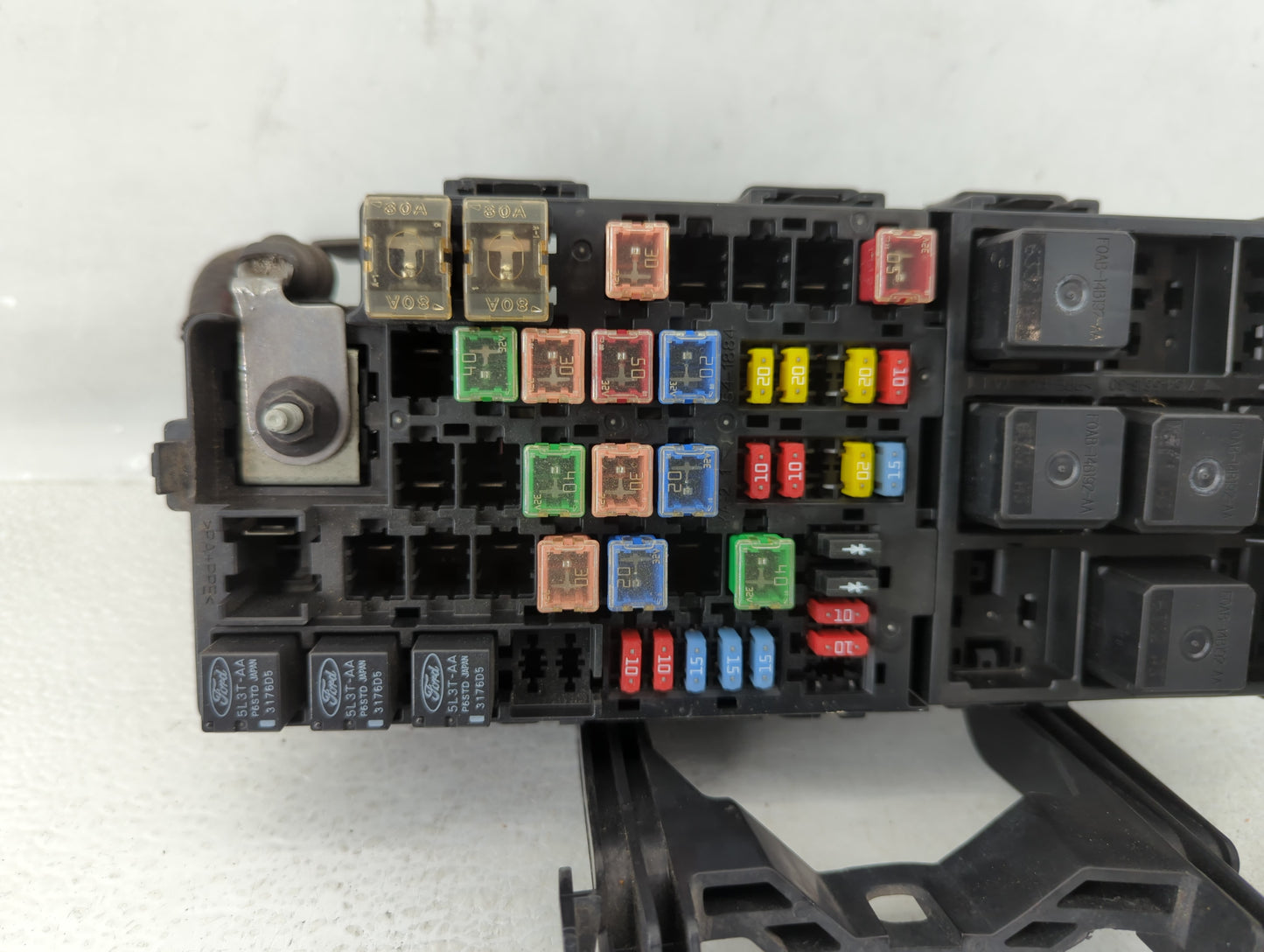 2008-2009 Ford Taurus Fusebox Fuse Box Panel Relay Module P/N:8G1T-14A003-A0 Fits Fits 2008 2009 OEM Used Auto Parts - Oemus