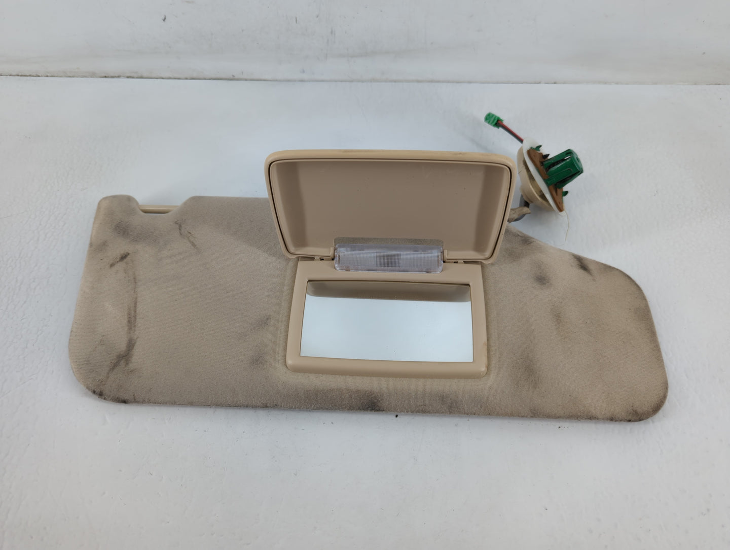 2008-2009 Ford Taurus Sun Visor Shade Replacement Passenger Right Mirror Fits Fits 2008 2009 OEM Used Auto Parts - Oemusedau