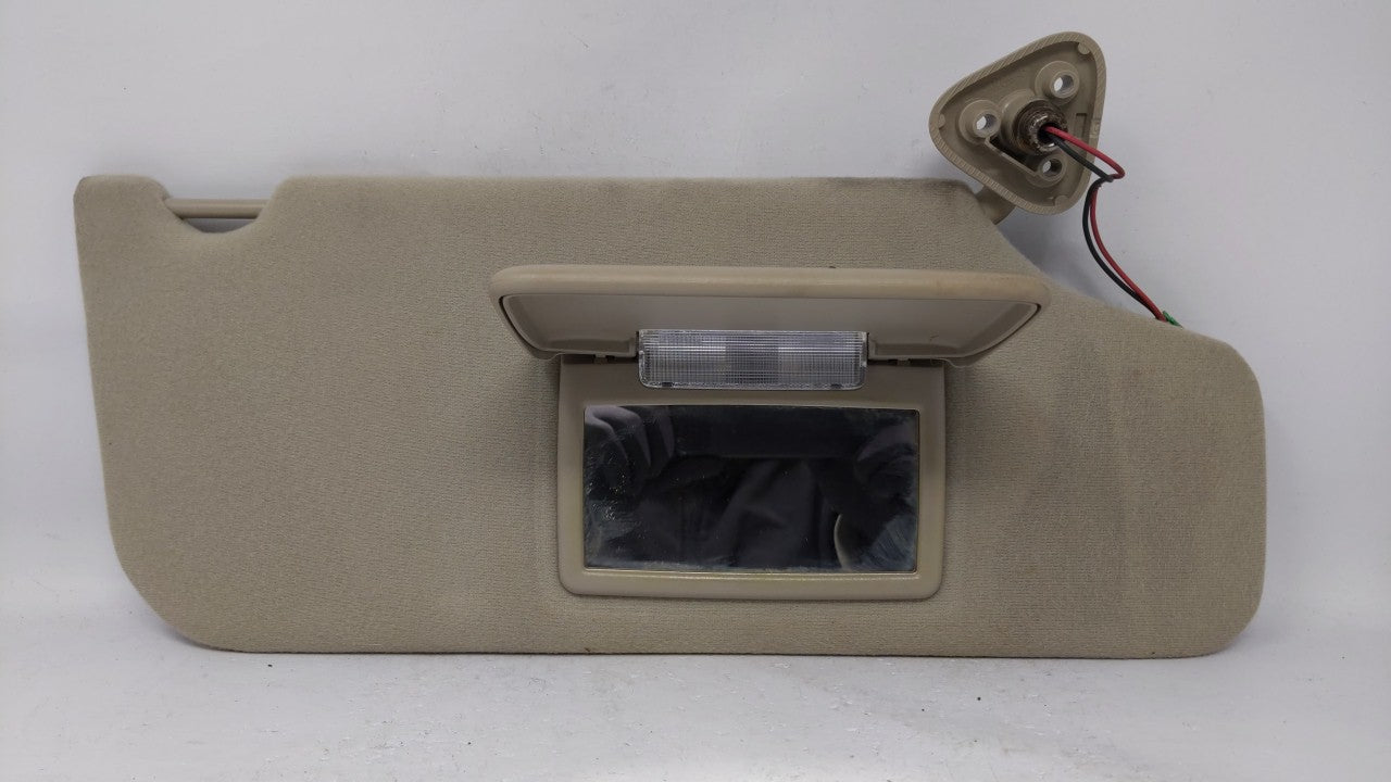 2008-2009 Ford Taurus Sun Visor Shade Replacement Passenger Right Mirror Fits Fits 2008 2009 OEM Used Auto Parts - Oemusedau
