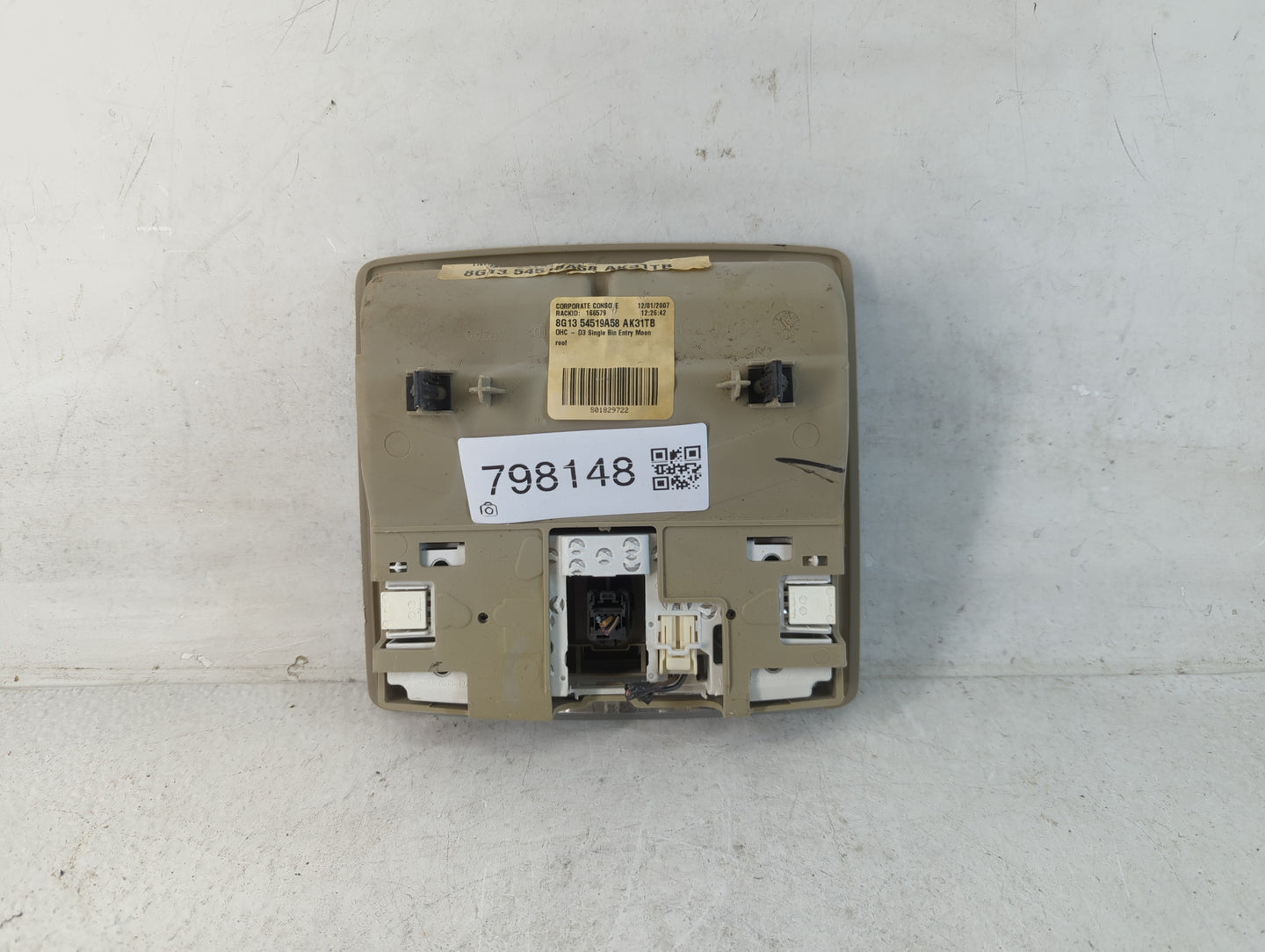 2008 Ford Taurus Overhead Roof Console - Oemusedautoparts1.com