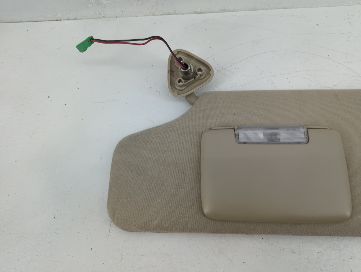 2008-2009 Ford Taurus Sun Visor Shade Replacement Driver Left Mirror Fits Fits 2008 2009 OEM Used Auto Parts - Oemusedautopa