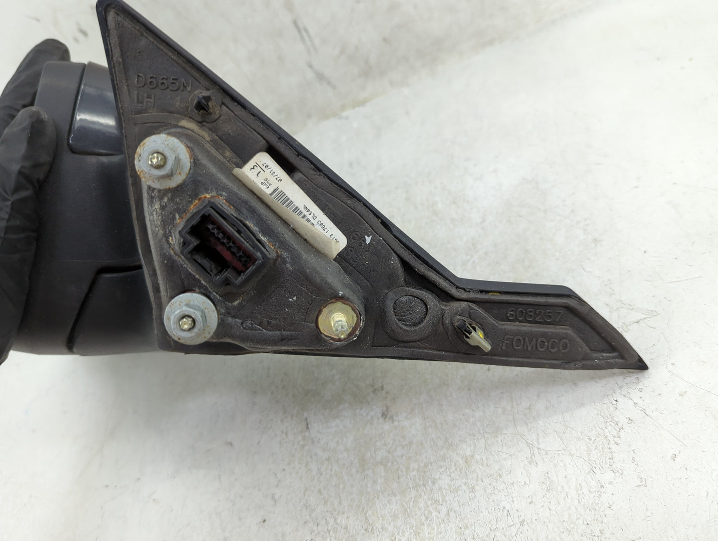 2008 Ford Taurus Driver Side View Mirror - Left Door Mirror OEM Used - Oemusedautoparts1.com
