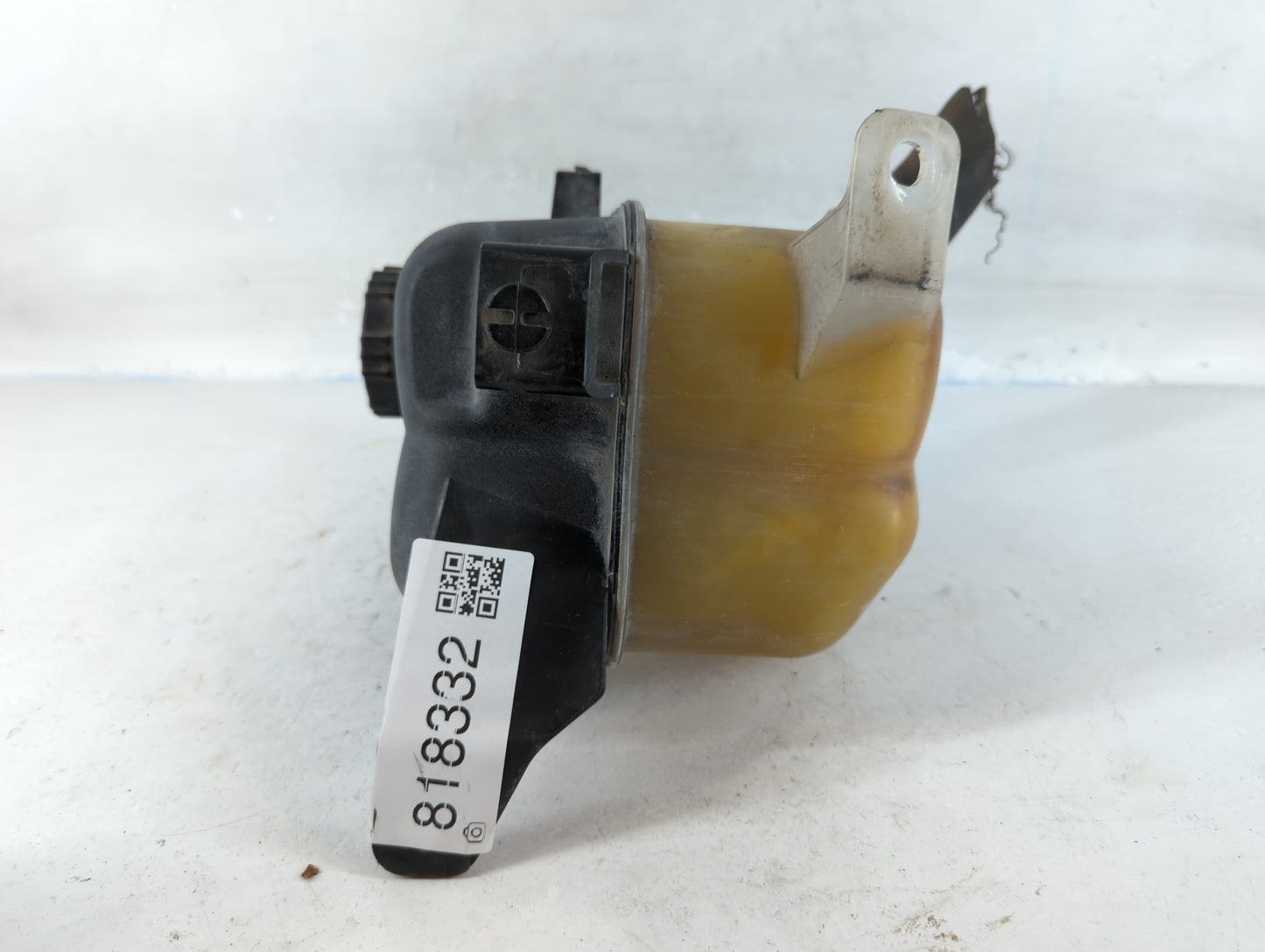2008-2011 Ford Taurus Radiator Coolant Overflow Expansion Tank Bottle 818332 - Oemusedautoparts1.com
