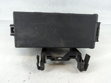 2008-2009 Ford Taurus Fusebox Fuse Box Panel Relay Module P/N:8G1T-14A003-AC Fits Fits 2008 2009 OEM Used Auto Parts - Oemus