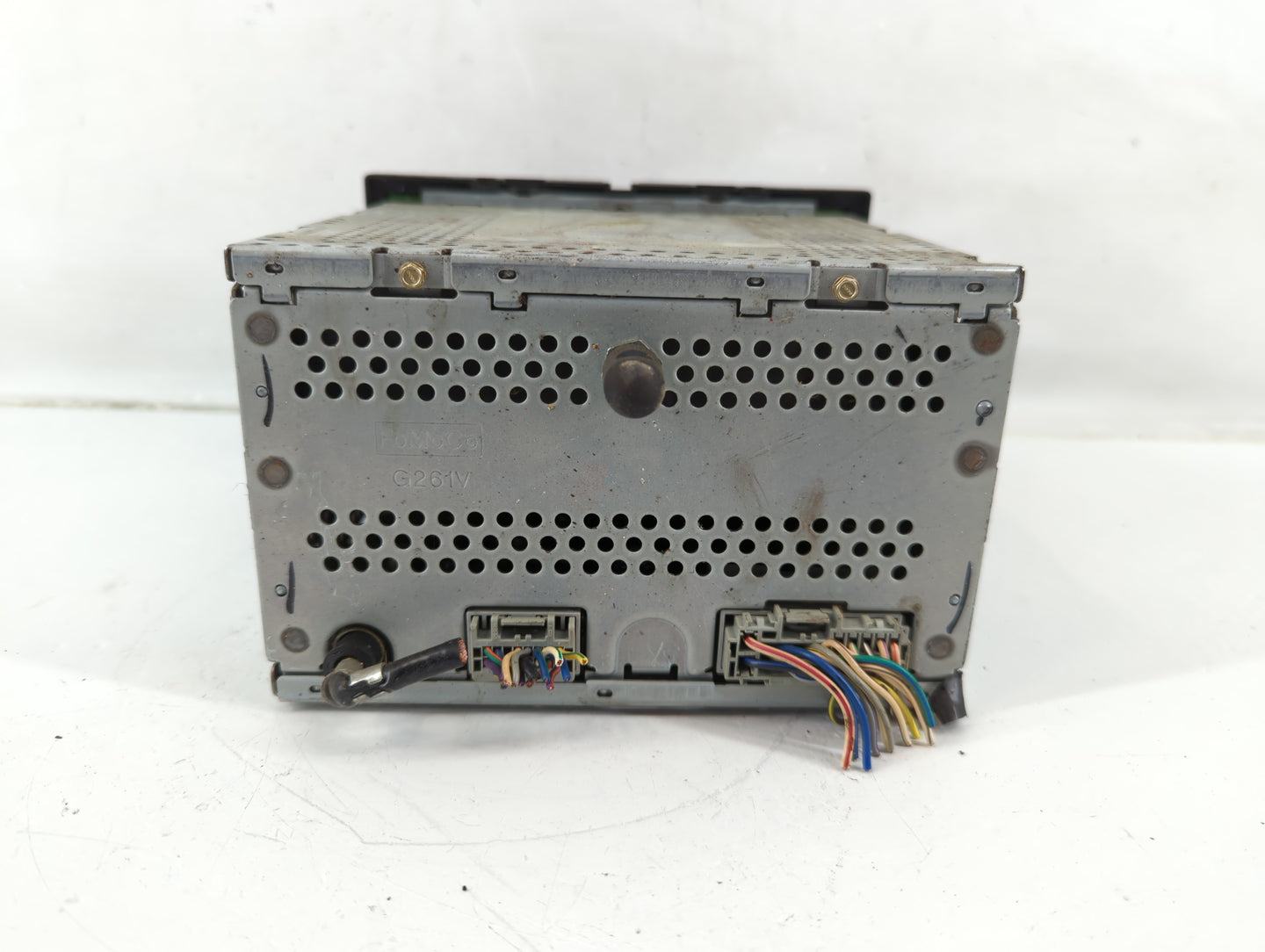 2008-2009 Ford Taurus X Radio AM FM Cd Player Receiver Replacement P/N:8F9T-18C869-FA 8F9T-18C869-FB Fits Fits 2008 2009 OEM