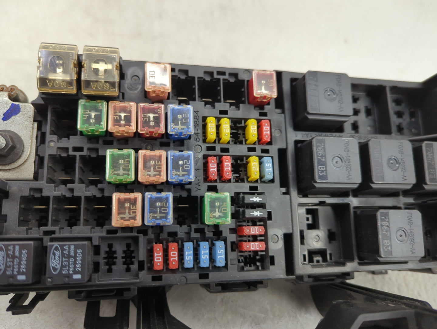2008-2009 Ford Taurus X Fusebox Fuse Box Panel Relay Module P/N:8G1T-14A003-AC Fits Fits 2008 2009 OEM Used Auto Parts - Oem