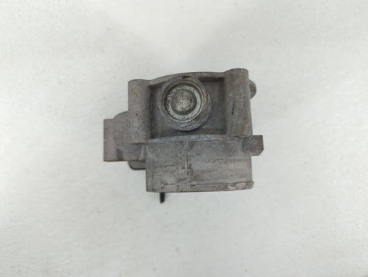 2008-2009 Ford Taurus X Throttle Body P/N:7T4E-9F991-FA 101007 2, 7T4E-EC Fits Fits 2007 2008 2009 2010 2011 2012 2013 2014 OEM Used Auto Parts