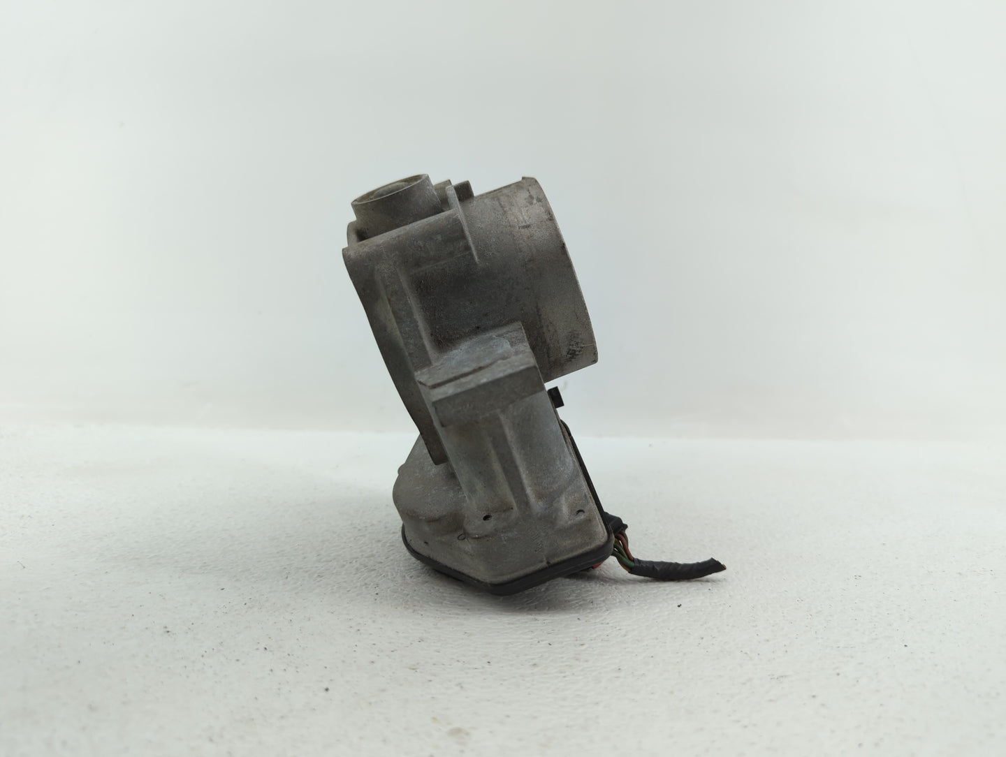 2008-2009 Ford Taurus X Throttle Body P/N:7T4E-9F991-FA 101007 2, 7T4E-EC Fits Fits 2007 2008 2009 2010 2011 2012 2013 2014 