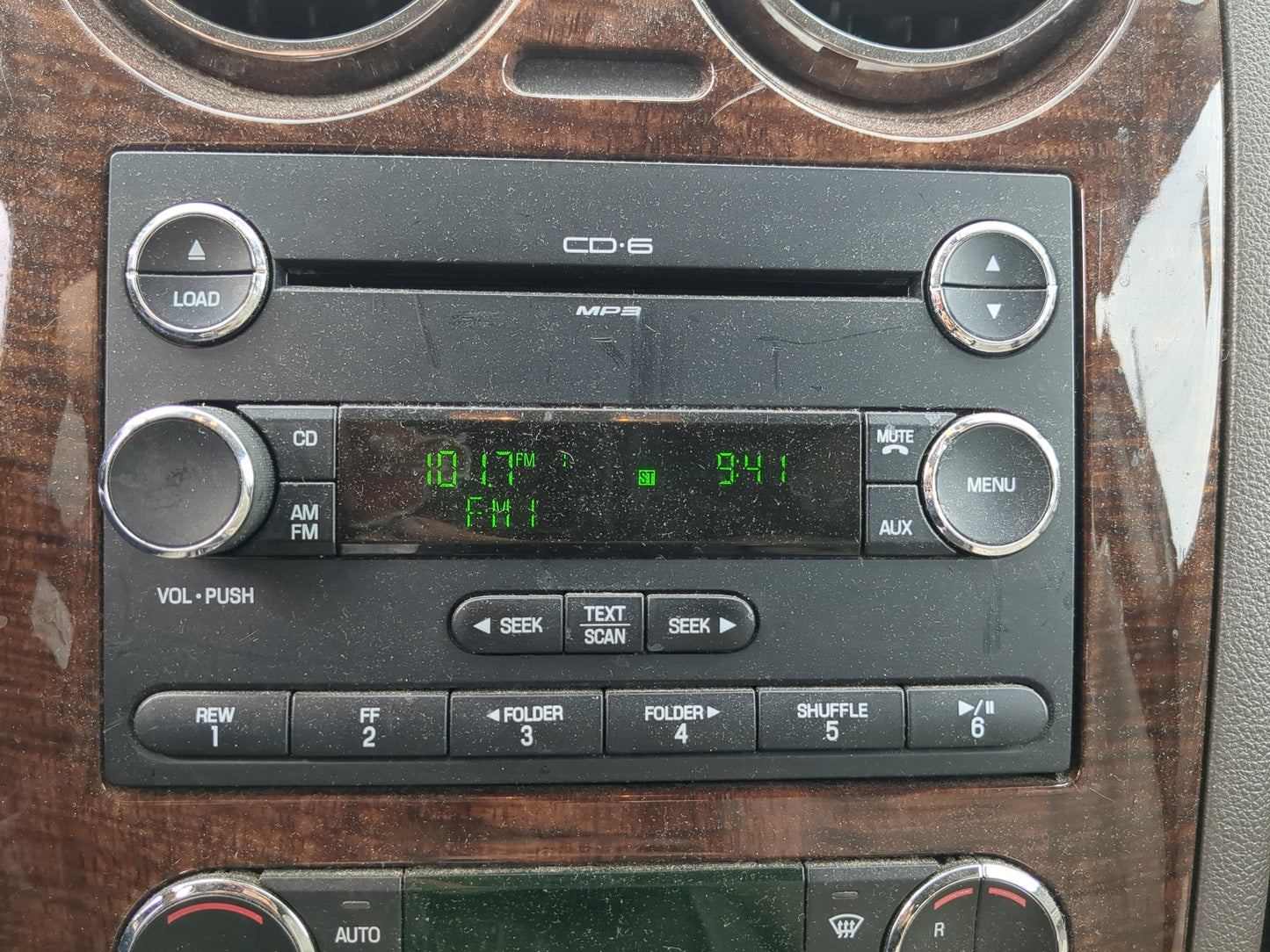 2008-2009 Ford Taurus X Radio AM FM Cd Player Receiver Replacement Fits Fits 2008 2009 OEM Used Auto Parts - Oemusedautopart