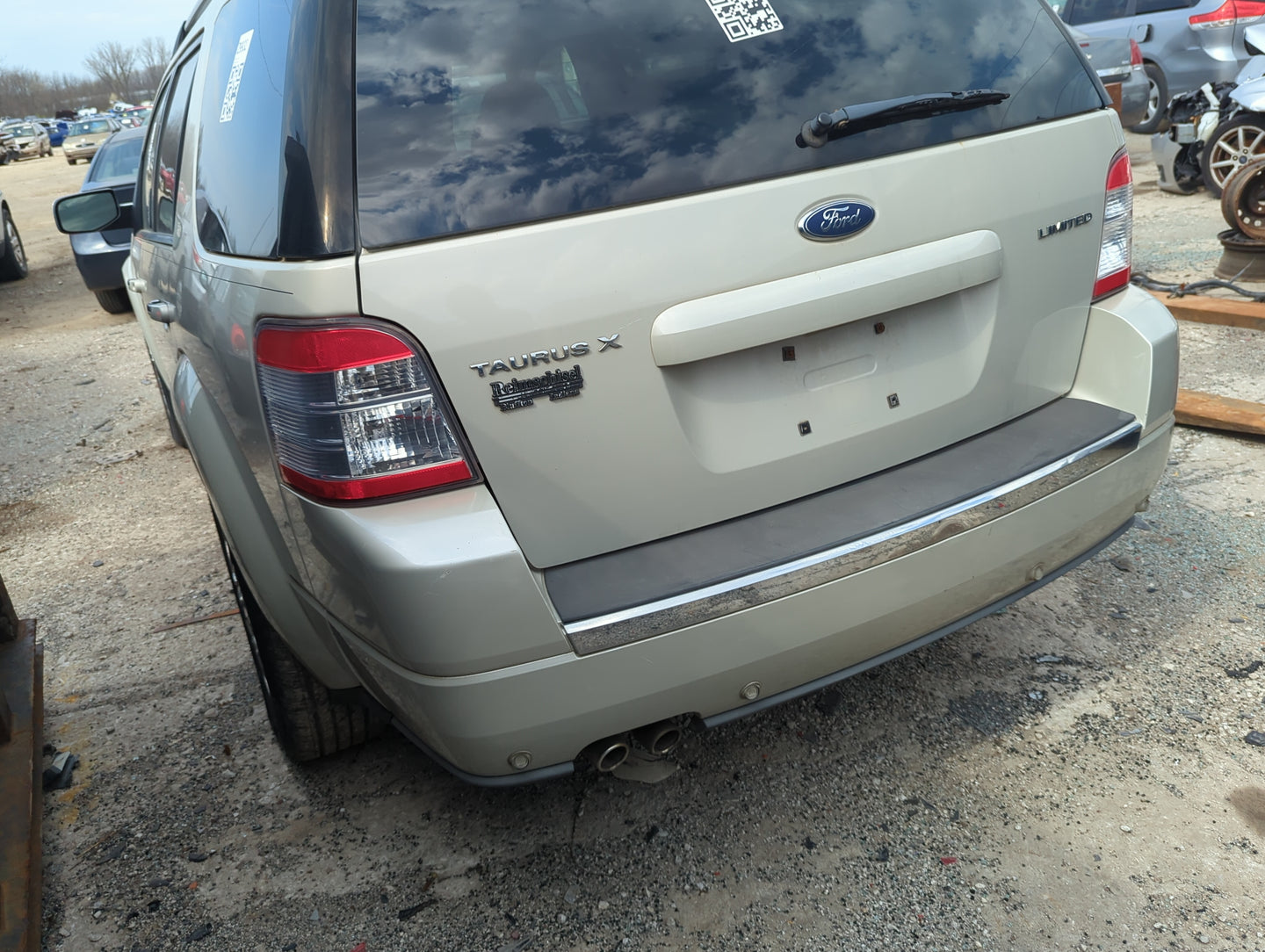 2008-2009 Ford Taurus X Rear Bumper Assembly Oem - Oemusedautoparts1.com